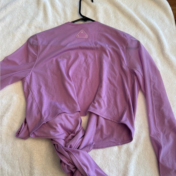 Ladies, Jordan, wrap workout top. Brand new w/tags. Size M. Excellent condition. - Picture 2 of 4